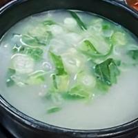Seolleongtang · Bean marrow stew.