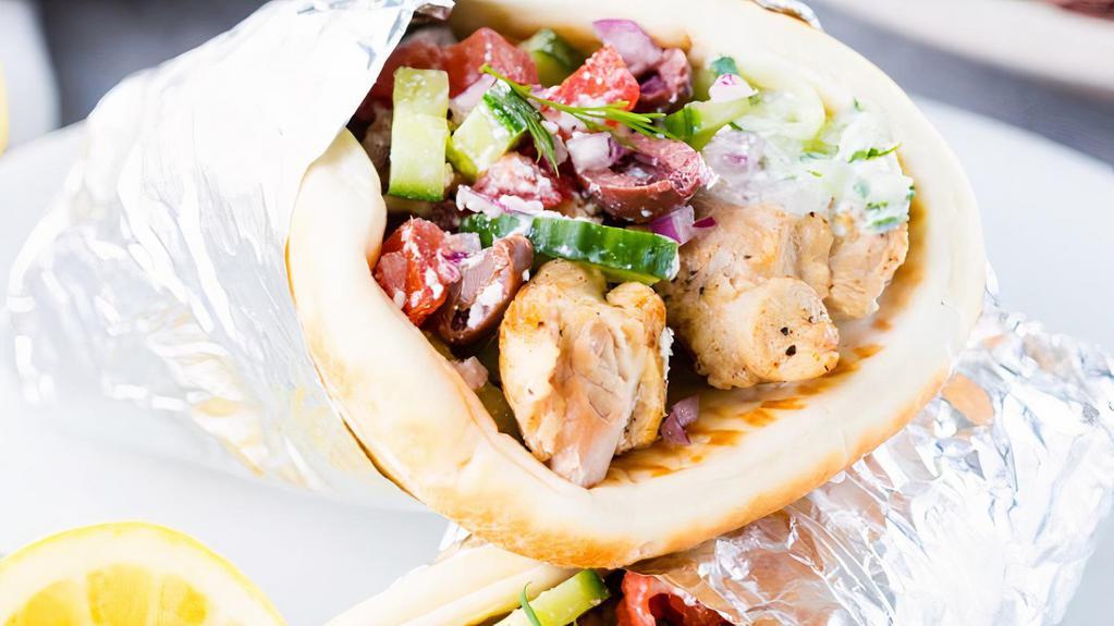 Chicken Gyro · comes with lettuce/tomato/onions/green peppers/white sauce/hot sauce