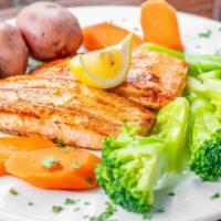 Grilled Salmon With Lemon Butter Sauce · Norwegian salmon served with boiled potatoes and vegetables / salmao grelhado com molho de m...