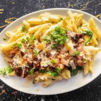 Steak Pasta With Alfredo Sauce · 