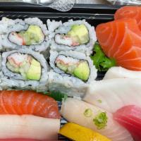 Sushi & Sashimi Lunch · 4pcs of sushi, 6 pcs of sashimi & california roll