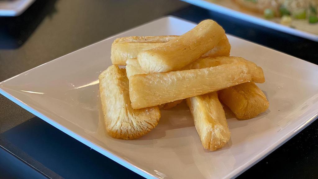 Yuca Fries · Yuca (cassava) fries with chili lime seasoning. Pairs perfectly with amarillo or verde sauce (add-on)

*fried in designated fryer separate from gluten containing menu items