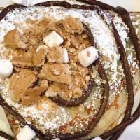 Marshmallow And Caramel And Nutella Crepe · 