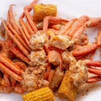 The Jumbo Shaker · 1 LB SNOW CRAB. 1 LB OF SHRIMP. Comes with choice of sauce