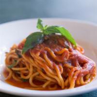 Homemade Spaghetti With Meatballs · Can be made vegetarian.