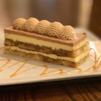 Tiramisu Cake · 