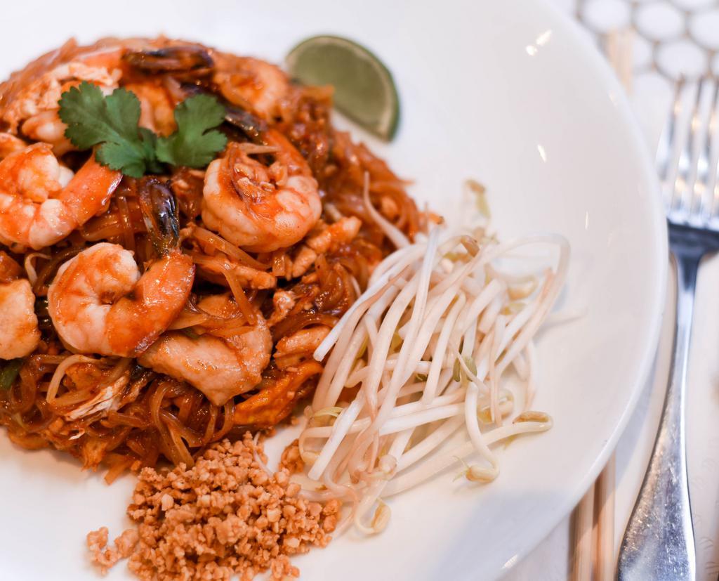 Pad Thai · Sauteed rice noodle, egg, radish, tofu, bean sprouts, scallion, peanut.