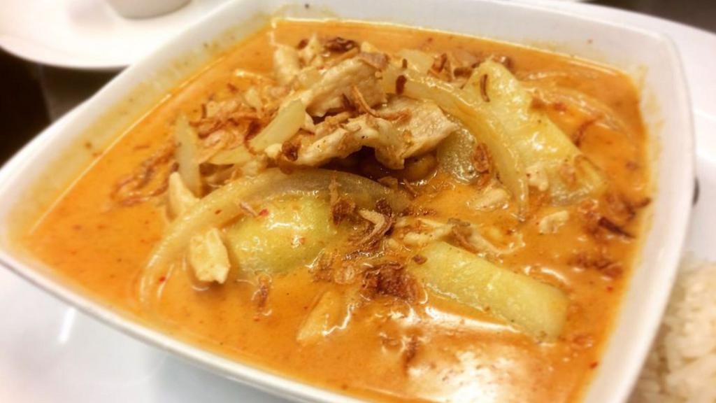 Massaman Curry · Thick & mild curry, potato, onion, peanut in coconut milk.