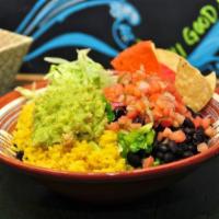 Medio Guac & Chips (4 Oz). · A 4oz (medio) containter of our fresh guacamole with housemade corn tortilla chips.