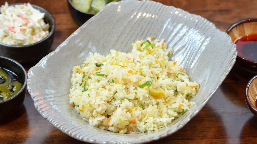 Vegetable Fried Rice (Serves 2) - 볶음밥  · Fresh vegetable Wok fried rice. Servings for 2.