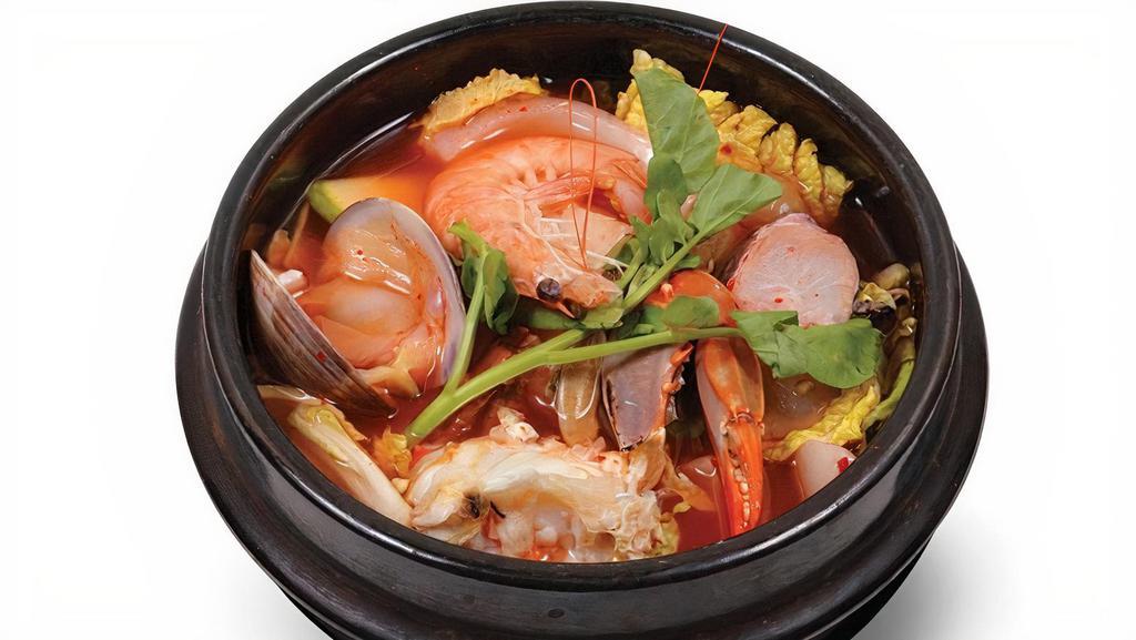 Haemul Jjigae · Spicy assorted seafood stew.