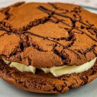Brownie Sandwich · Our version of Brownie with a cream filling!