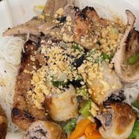 Spring Roll & Grilled Pork On Rice Vermicelli · 