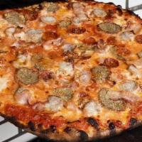 Amanti Della Carne · Crushed Italian Tomatoes, Mozzarella, Meatball, Pepperoni, Sausage, Bacon & Grated Pecorino ...