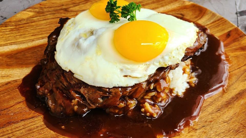 Prime Rib Loco Moco · 8 oz Prime rib, brown gravy, rice, two eggs any style.

Consuming raw or undercooked foods may increase risk of foodborne illness.