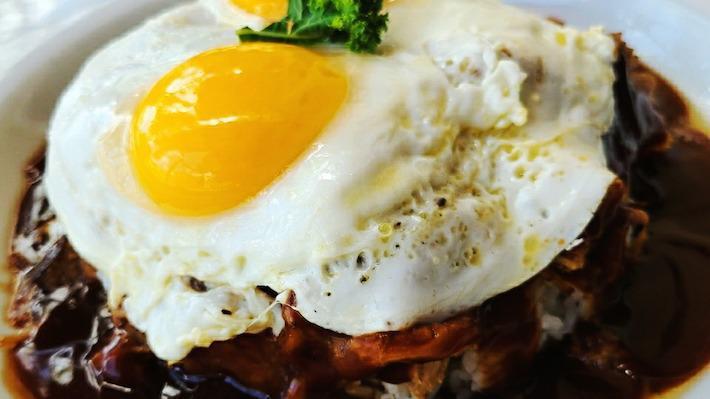 Kalua Pig Loco Moco · Kalua pork, brown gravy, rice, two eggs any style.

Consuming raw or undercooked foods may increase risk of foodborne illness.