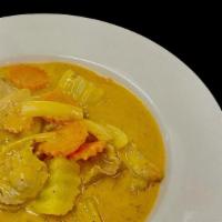 Massamaan Curry · Spicy. Carrot, onion, potato, coconut milk with massamaan curry paste.