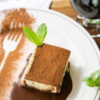 Tiramisu · Traditional Sponge Cake, Mascarpone, Cocoa