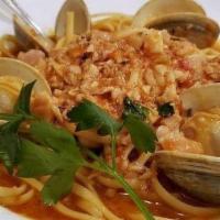 Linguini With Clam Sauce · Red or White.