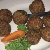 Meatballs / Chiftelute · 8 pieces.