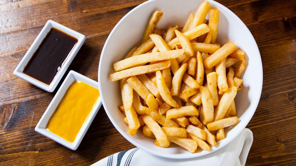 Regular Fries · Includes one free sauce