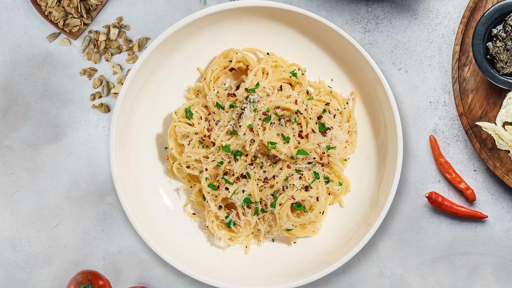 Aglio Again Pasta (Spaghetti) · Spaghetti with fresh garlic and olive oil.