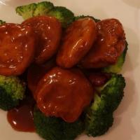 General Tso'S Soy Protein · Hot and spicy. Breaded medallions of sautéed soy protein with steamed broccoli in a spicy br...
