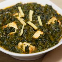 Saag Panner · Fresh spinach cooked with Indian fried cheese.