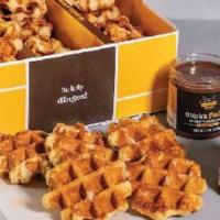 Wafelinis Extravaganza Box · This is the  “go-to-box” for the more lavish royal parties in the Brussels Palace, the ones ...