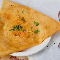 Onion Chilly Cheese Dosa · 