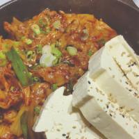 Dwaeji Dubu Kimchi · 돼지두부김치 Stir-Fried Kimchi and Pork with Tofu