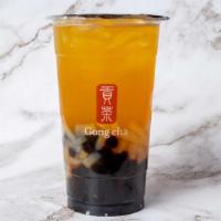 Qq Passionfruit Green Tea (百香Qq绿茶) · Includes pearls and coconut jelly.