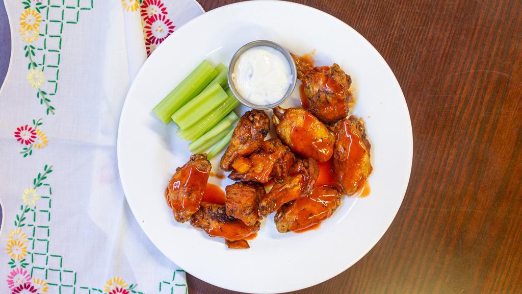 Barbecue Wings · 10 pieces.