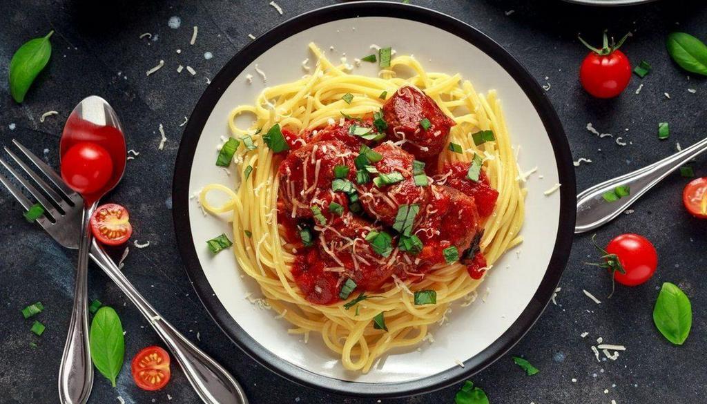 Marinara Spaghetti · Spaghetti style pasta beaded with warm marinara sauce. Served with Italian bread and spaghetti butter.