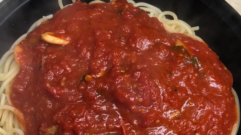 Marinara Sauce · Homemade chunky tomato sauce with garlic and basil. Served with your choice of pasta. (penne, rigatoni, spaghetti, angel hair, linguine, fettuccine, or bow ties)
