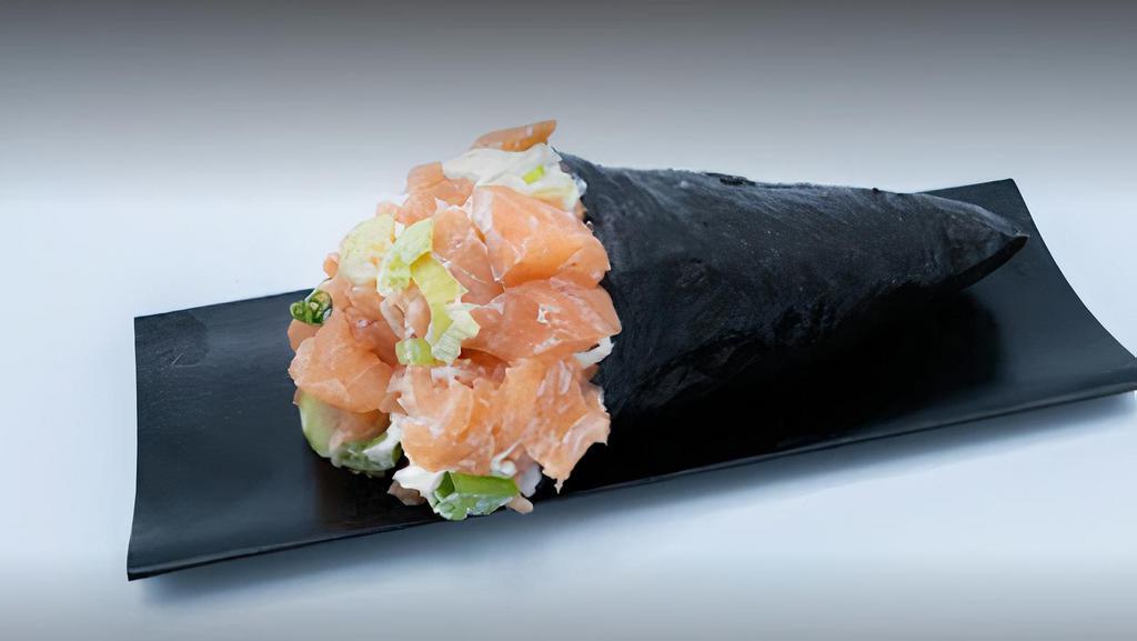 Temaki Grilled Salmon · Cone of nori filled with grilled salmon,rice and cream cheese.