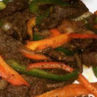 Bistec Salteado · Pepper steak.