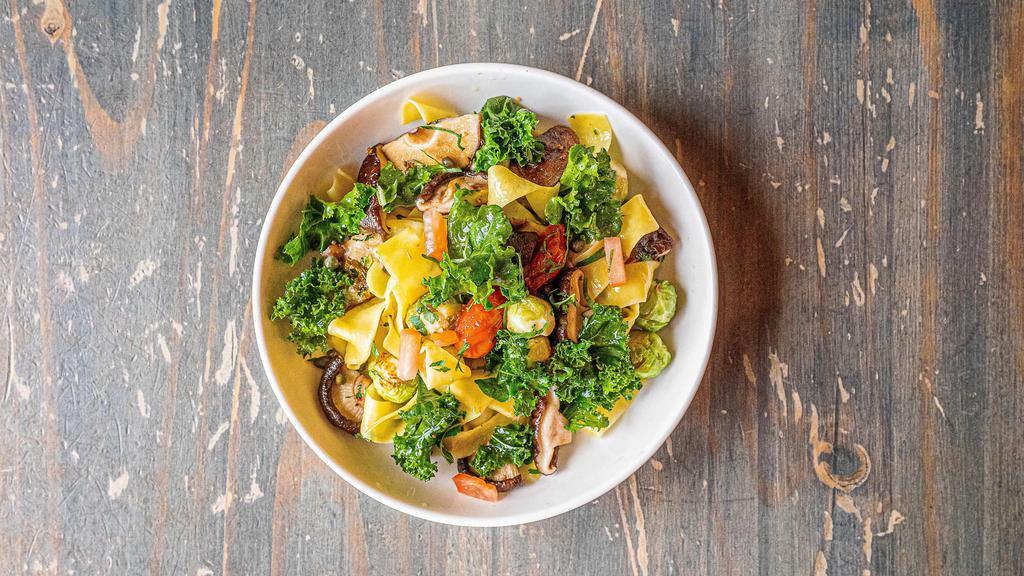 Veggies & Mushrooms Pasta · Pappardelle, shiitake mushrooms, brussels sprouts, kale, tomatoes, onion, garlic, white wine, capers, parsley.