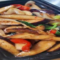 Eggplant'S Garden · Spicy. Sautéed eggplant and basil leave in spicy garlic sauce.