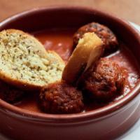 Polpette Con Crostini · meatballs, tomato sauce, garlic crostini