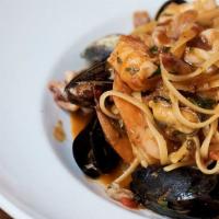 Linguine Ai Frutti Di Mare · linguine with mussels, calamari, shrimp and clams, spicy tomato sauce