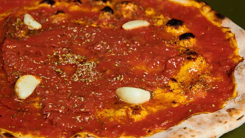 Marinara Pizza · Tomato sauce with garlic and oregano.
