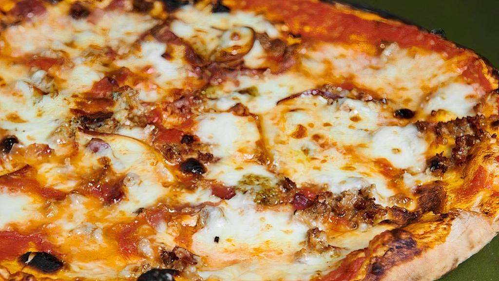 Affumicata Pizza · Smoked mozzarella, tomato sauce and Italian sausage.