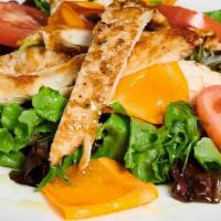 Lunch Chicken Salad · Mesclun, grilled marinated chicken, tomato, carrots and extra virgin olive oil.