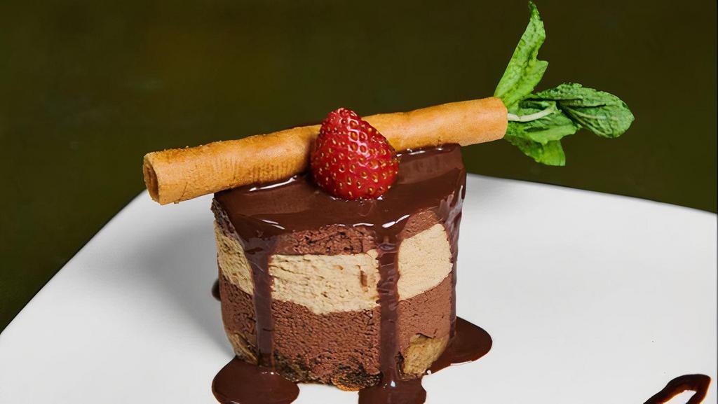 Torta Al Cioccolato E Caffe · Italian cheesecake with chocolate and coffee.