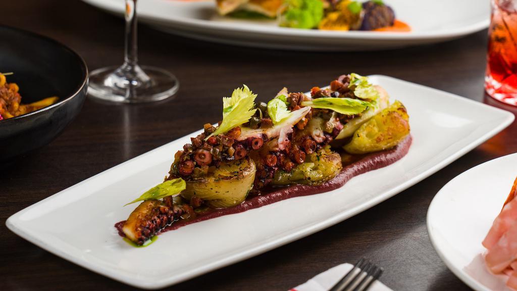 Polipo · Octopus, potatoes, olive tapenade, capers.