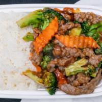 Beef With Broccoli                                                                            芥兰牛（小） · Small.