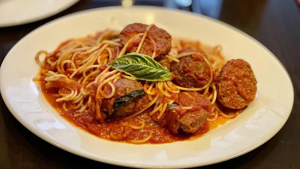 Spaghetti Al Pomodoro Fresco · Spaghetti with fresh tomato sauce, basil, Parmigiano-Reggiano and extra virgin olive oil.