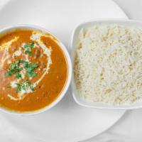 Dal Makhani · Black lentil beans cooked into a creamy sauce.