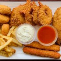 Jumbo Sanford Fry · Two whiting, five shrimps, two crab sticks, five scallops. 
+french fries